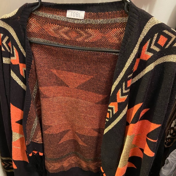 Aztec sweater - Picture 2 of 2